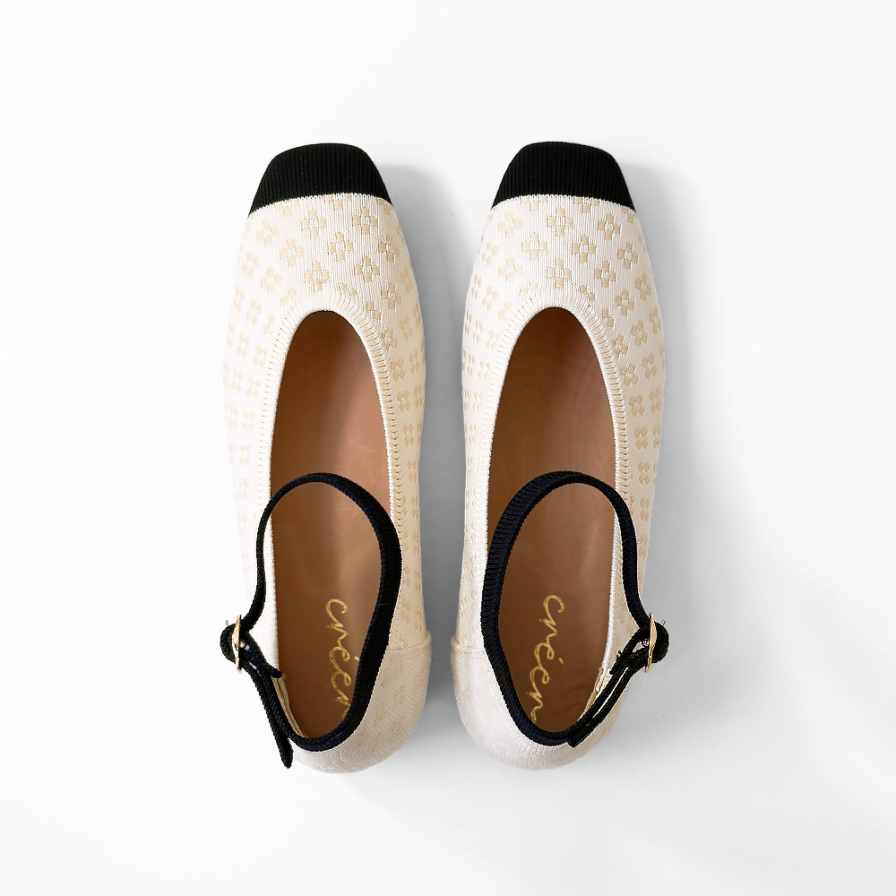 Daisy Wreath 繫帶花朵瑪莉珍