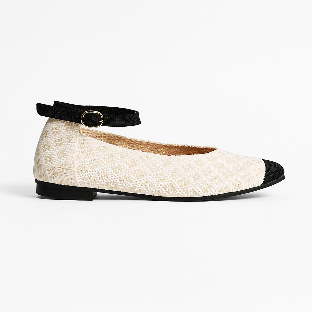 Daisy Wreath 繫帶花朵瑪莉珍