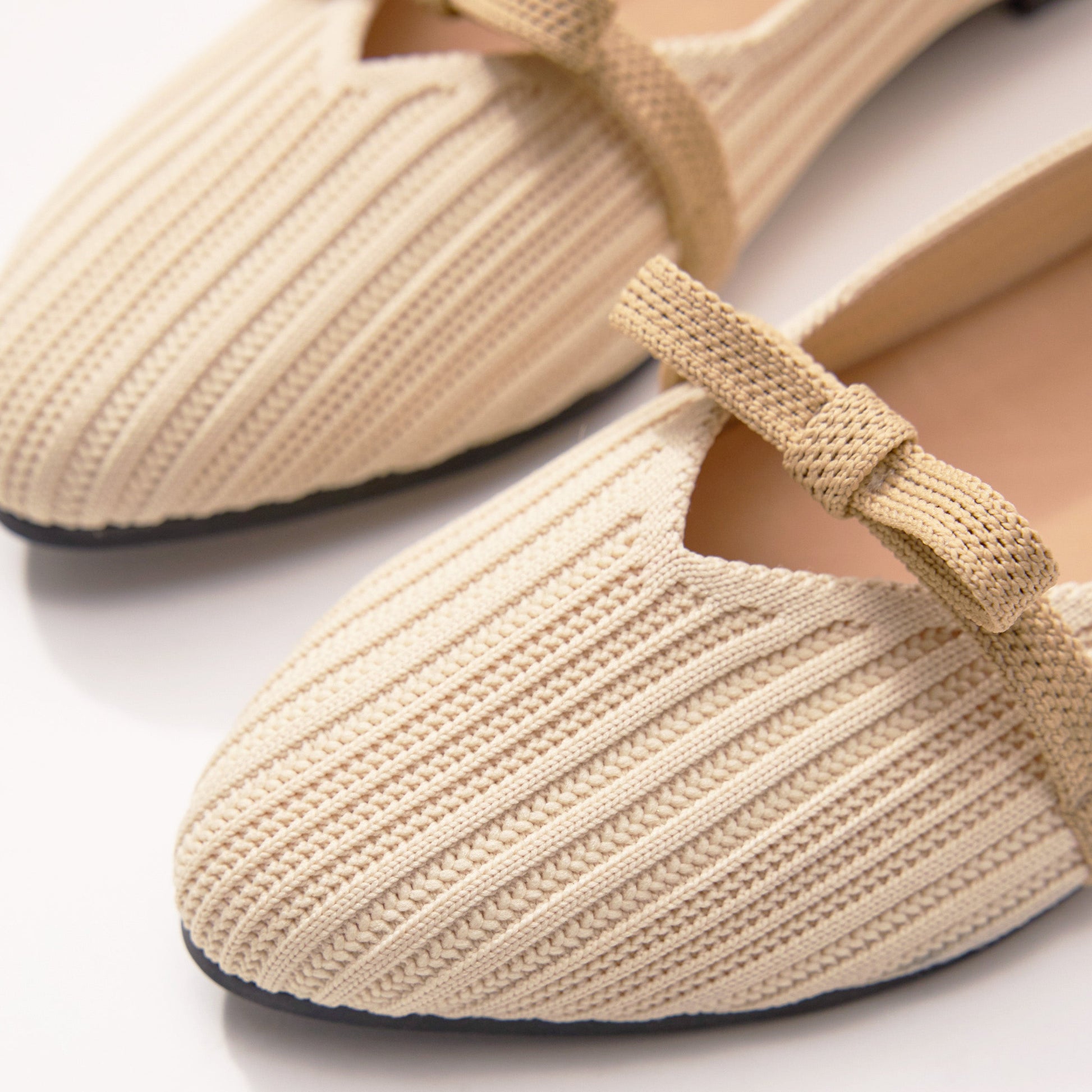 Grace Whisper Flat